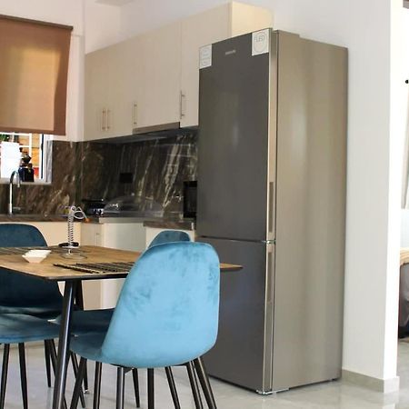 Patras Cozy Nest In The Vibrant City Center מראה חיצוני תמונה