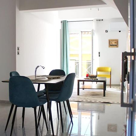 Patras Cozy Nest In The Vibrant City Center מראה חיצוני תמונה